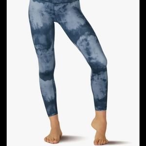 Beyond YogaLux Smoke Show High Waisted Legging